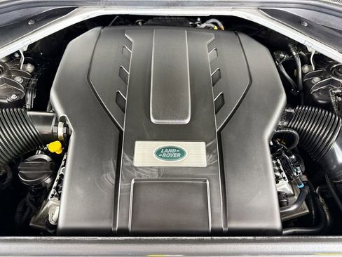 Used 2023 Land Rover Range Rover SE image 26