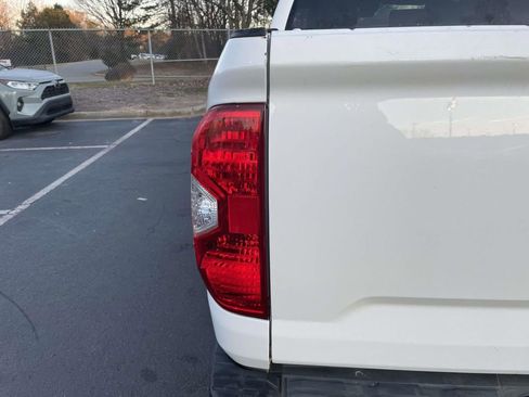 Used 2019 Toyota Tundra SR5 image 18