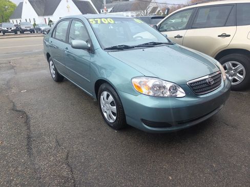 Used 2007 Toyota Corolla LE FWD image 3