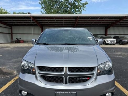 Used 2019 Dodge Grand Caravan GT FWD image 17