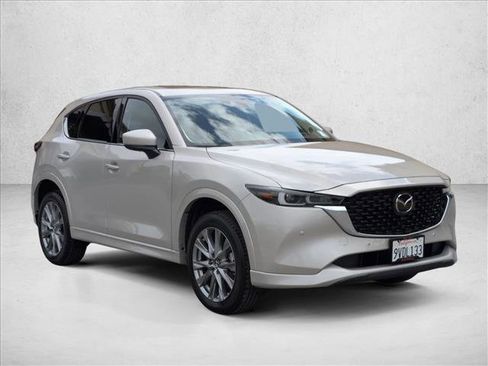Used 2025 MAZDA CX-5 AWD 2.5 S w/ Premium Plus Pkg image 3