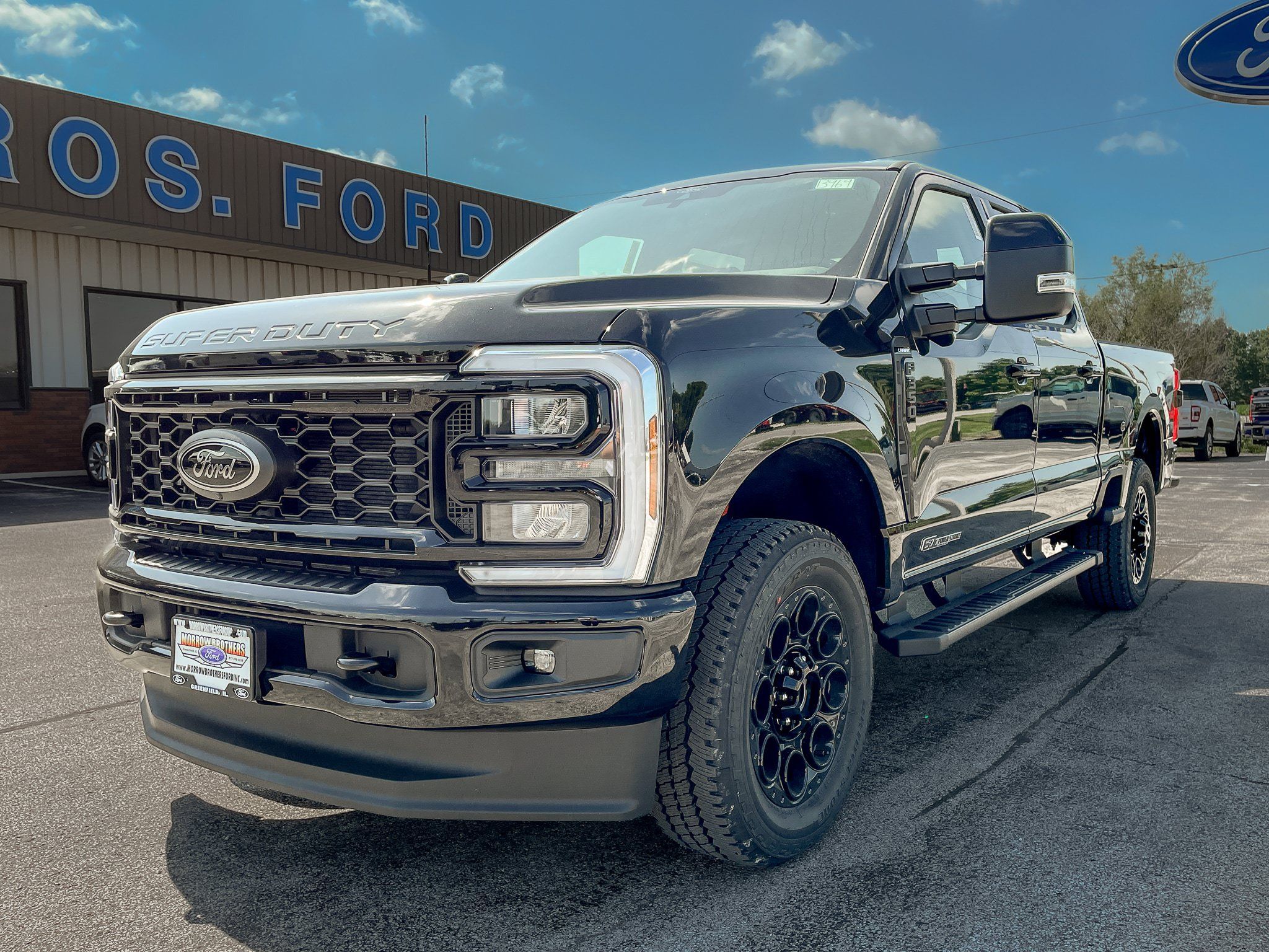 New 2026 Ford F350 Lariat w/ Black Appearance Package AWD/4WD image 2