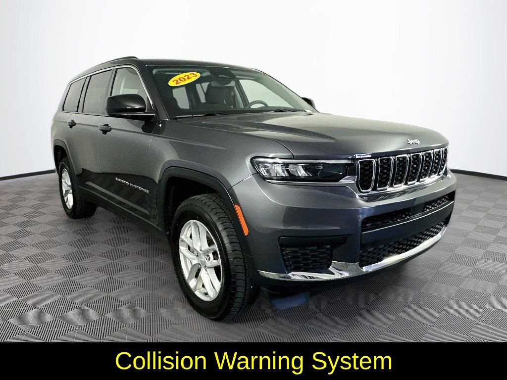 Used 2023 Jeep Grand Cherokee L Laredo w/ Luxury Tech Group I AWD/4WD image 3