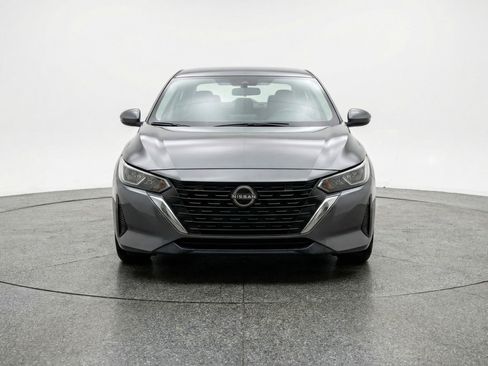 Used 2025 Nissan Sentra SV image 2