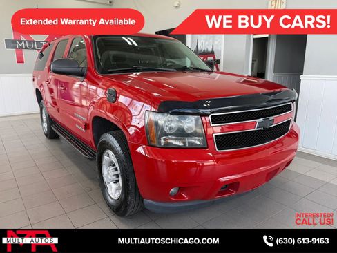 Used 2009 Chevrolet Suburban 2500 LS w/ Skid Plate Package AWD/4WD image 3