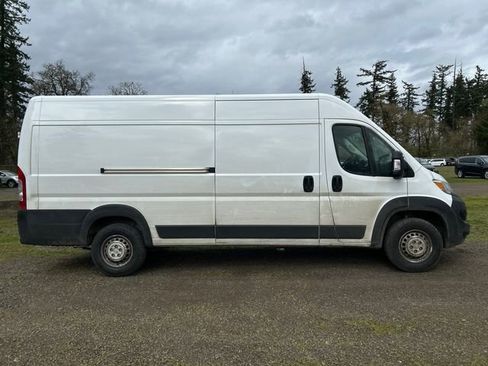 Used 2025 RAM ProMaster 3500 w/ Convenience Group image 8