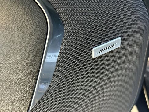 Used 2024 Chevrolet Suburban LT image 22