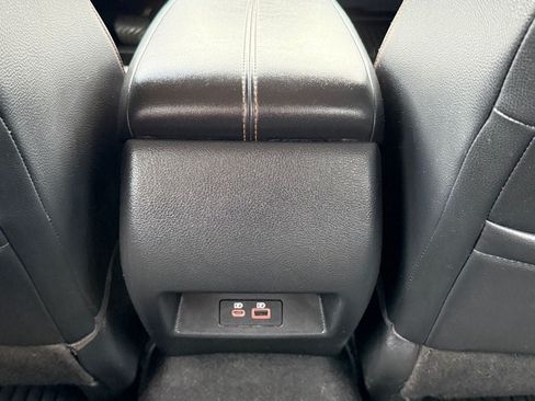 Used 2019 Nissan Altima 2.5 SR FWD image 14