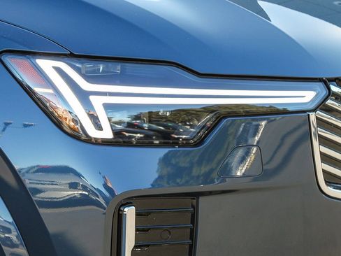 New 2026 Volvo XC90 T8 Ultra w/ Protection Package Premier AWD/4WD image 4