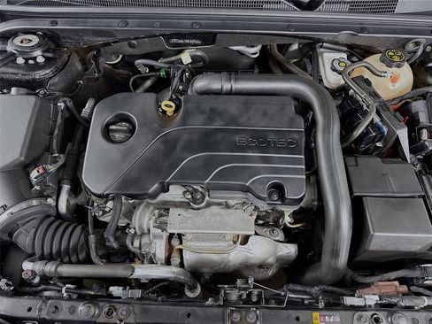 Used 2019 Chevrolet Malibu LT image 11