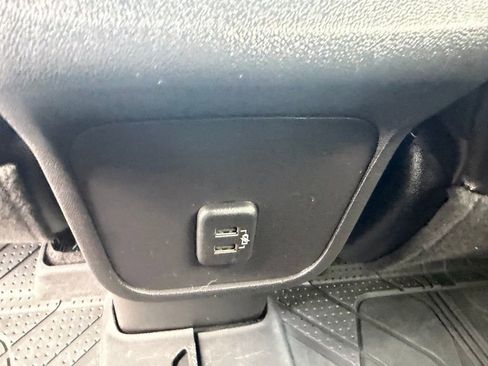 Used 2024 Chevrolet Equinox RS w/ LPO, Floor Liner Package image 27