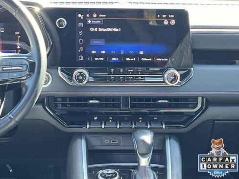 Used 2023 Chevrolet Colorado Z71 image 17