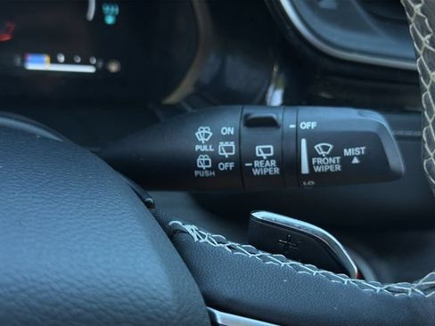 Used 2023 Jeep Grand Cherokee 4WD 4xe image 31