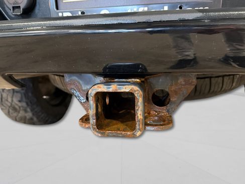 Used 2020 Chevrolet Silverado 1500 LT Trail Boss AWD/4WD image 46