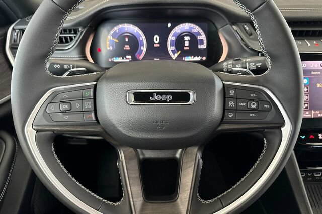 New 2026 Jeep Grand Cherokee L 4WD image 22