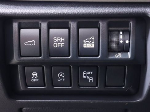 Used 2023 Subaru Forester Limited AWD/4WD image 10