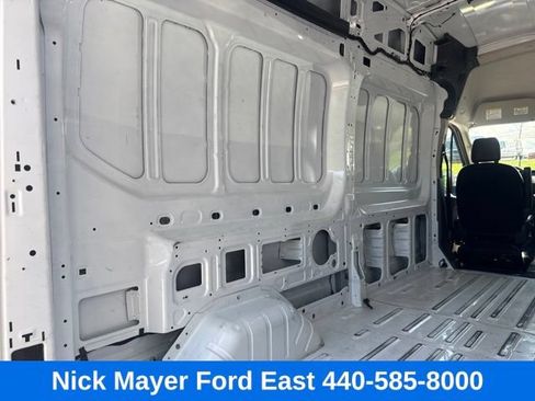 Used 2023 Ford Transit 250 148 High Roof RWD image 9