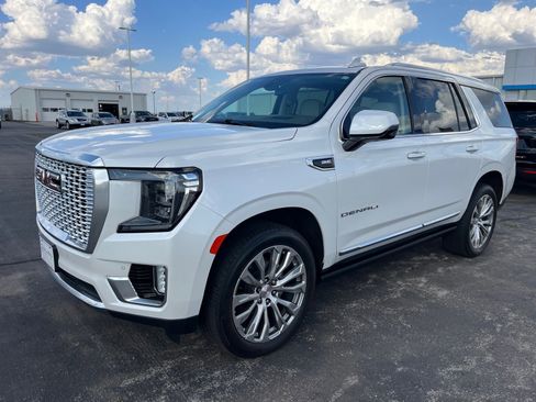 Used 2022 GMC Yukon Denali image 1
