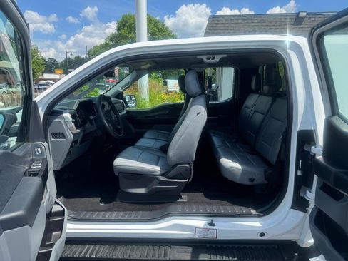 Used 2021 Ford F150 XL w/ Equipment Group 101A High RWD image 13