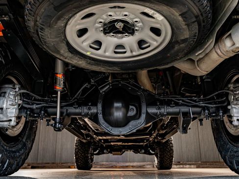 Used 2025 GMC Sierra 2500 AT4 w/ AT4 Premium Plus Package image 15