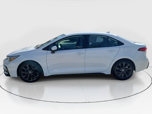 Certified 2023 Toyota Corolla SE FWD image 4
