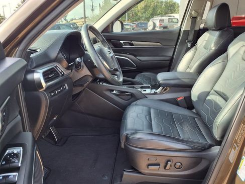 Used 2022 Kia Telluride SX w/ SX Prestige Package AWD/4WD image 11