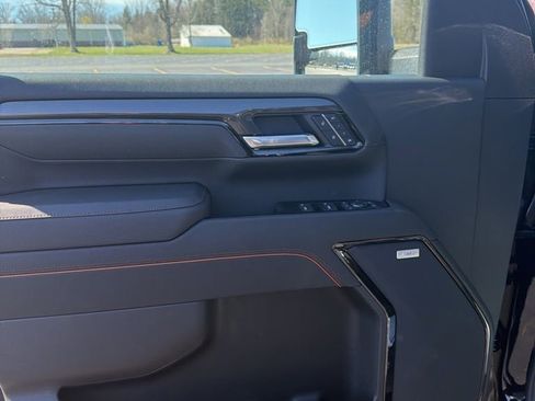 New 2026 GMC Sierra 2500 AT4 image 10