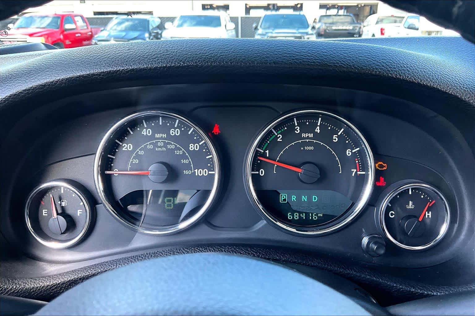 Used 2017 Jeep Wrangler Unlimited Sahara w/ Connectivity Group AWD/4WD image 26