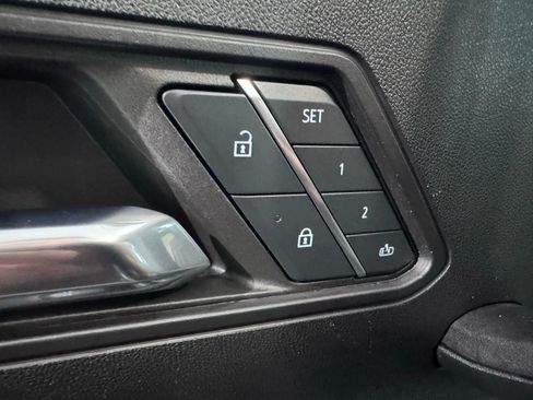 Used 2024 GMC Hummer EV 2X w/ LPO, Illumination Package image 28