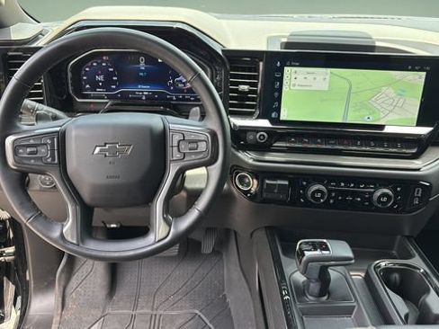 Used 2025 Chevrolet Silverado 1500 ZR2 w/ Technology Package AWD/4WD image 10