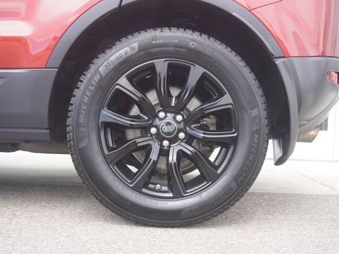 Used 2019 Land Rover Range Rover Evoque SE image 32