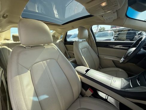 Used 2014 Lincoln MKZ Hybrid w/ Equipment Group 202A Reserve FWD image 24