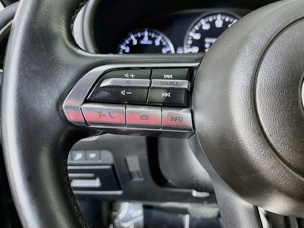 Used 2022 MAZDA MAZDA3 s FWD image 14