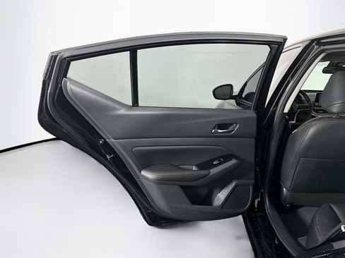 Used 2023 Nissan Altima 2.5 SR image 24