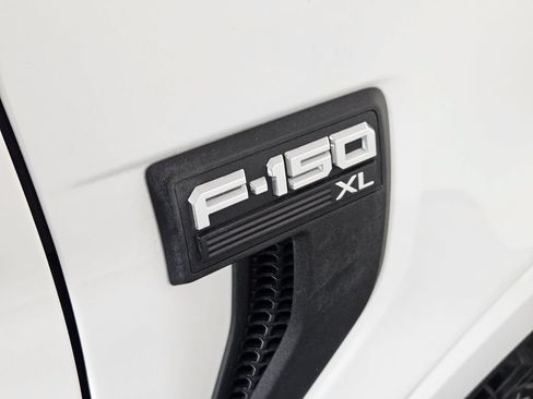 Used 2024 Ford F150 XL RWD image 6