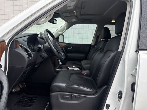 Used 2023 Nissan Armada SL w/ Cargo Package RWD image 4