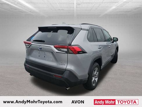 Used 2022 Toyota RAV4 LE AWD/4WD image 7