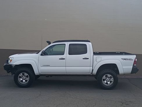 Used 2012 Toyota Tacoma 4x4 Double Cab w/ TRD Off-Road Pkg image 7