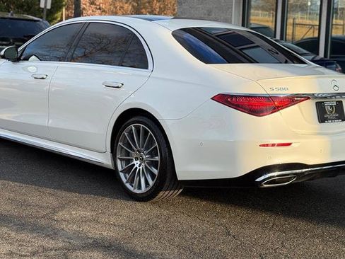 Used 2021 Mercedes-Benz S 580 4MATIC Sedan image 3