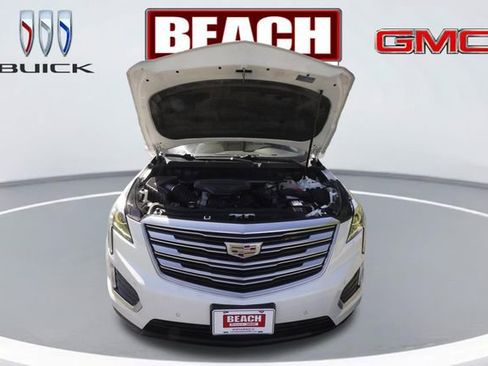Used 2018 Cadillac XT5 Luxury w/ Driver Awareness Package image 9