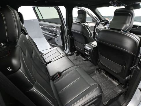 Used 2022 Jeep Grand Cherokee L Overland w/ Advanced Protech Group III image 55