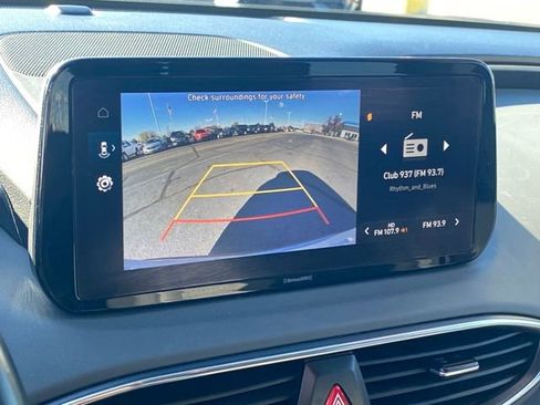 Used 2023 Hyundai Santa Fe SEL image 12