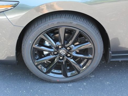 New 2026 MAZDA MAZDA3 2.5 S Hatchback w/ Premium Pkg FWD image 9