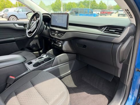 Used 2023 Ford Escape Active w/ Tech Pack #2 AWD/4WD image 10