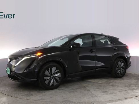 Used 2024 Nissan Ariya AWD image 18