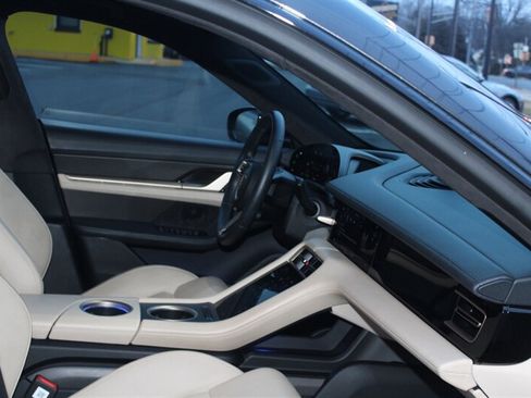 Used 2020 Porsche Taycan Turbo S AWD/4WD image 22