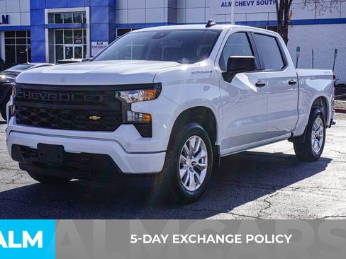 Used 2024 Chevrolet Silverado 1500 Custom image 5