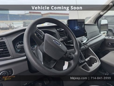 Used 2023 Ford Transit 350 XLT image 10