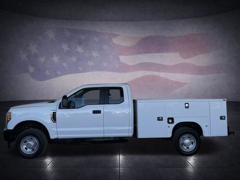 Used 2019 Ford F350 XL image 2