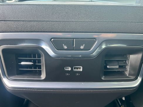 Used 2025 GMC Sierra 1500 Denali w/ Denali Reserve Package image 35